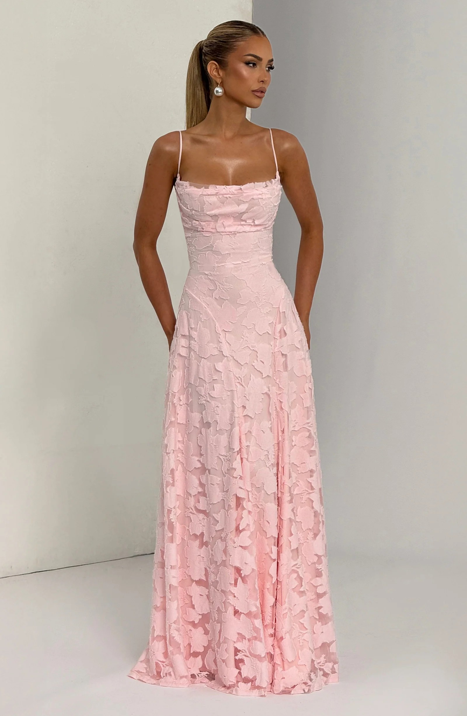 Léonie Muse | Maxi Dress