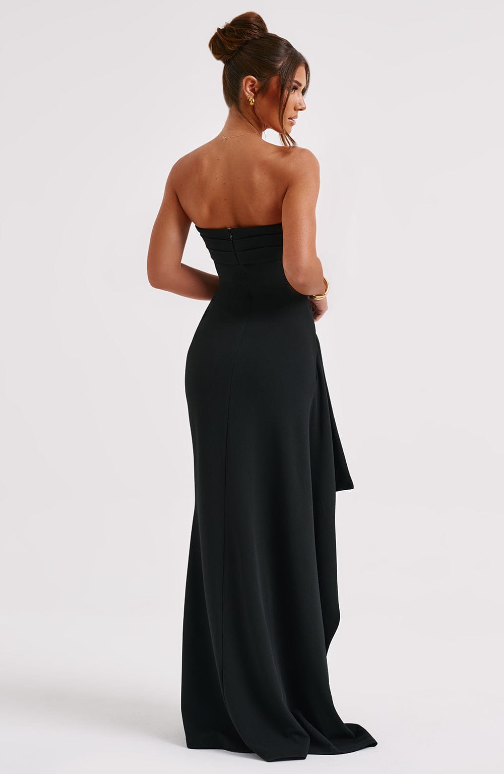 Cora Elegant Maxi Dress